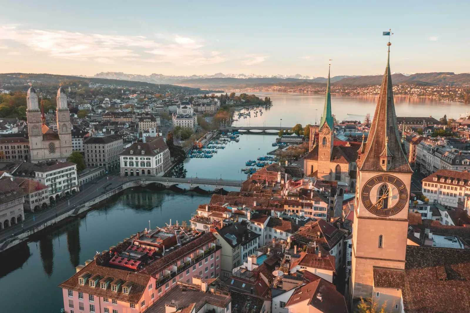Stadtansicht von Zürich – Symbolbild für Auslandsumzüge