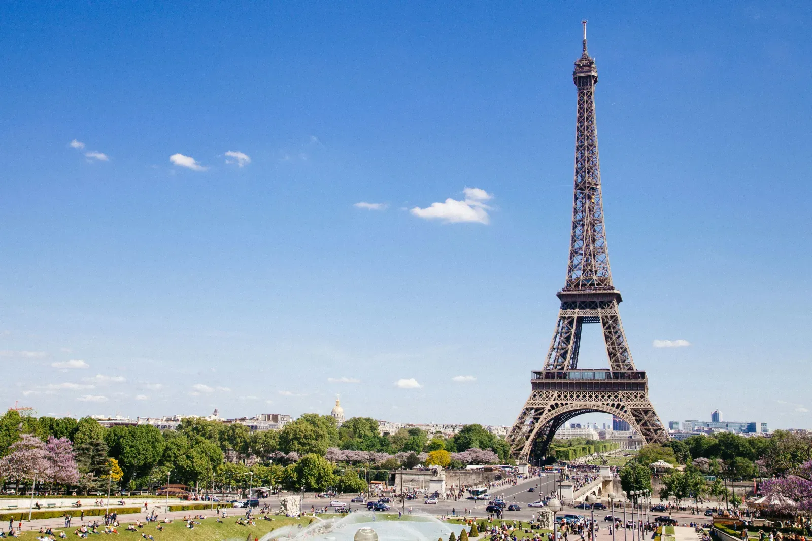 Stadtansicht von Paris – Symbolbild für Auslandsumzüge