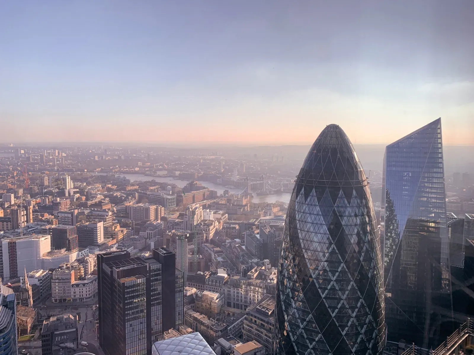 Stadtansicht von London – Symbolbild für Auslandsumzüge