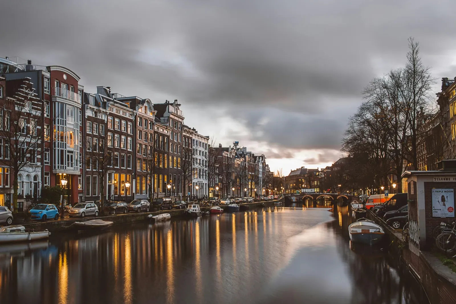 Stadtansicht von Amsterdam – Symbolbild für Auslandsumzüge
